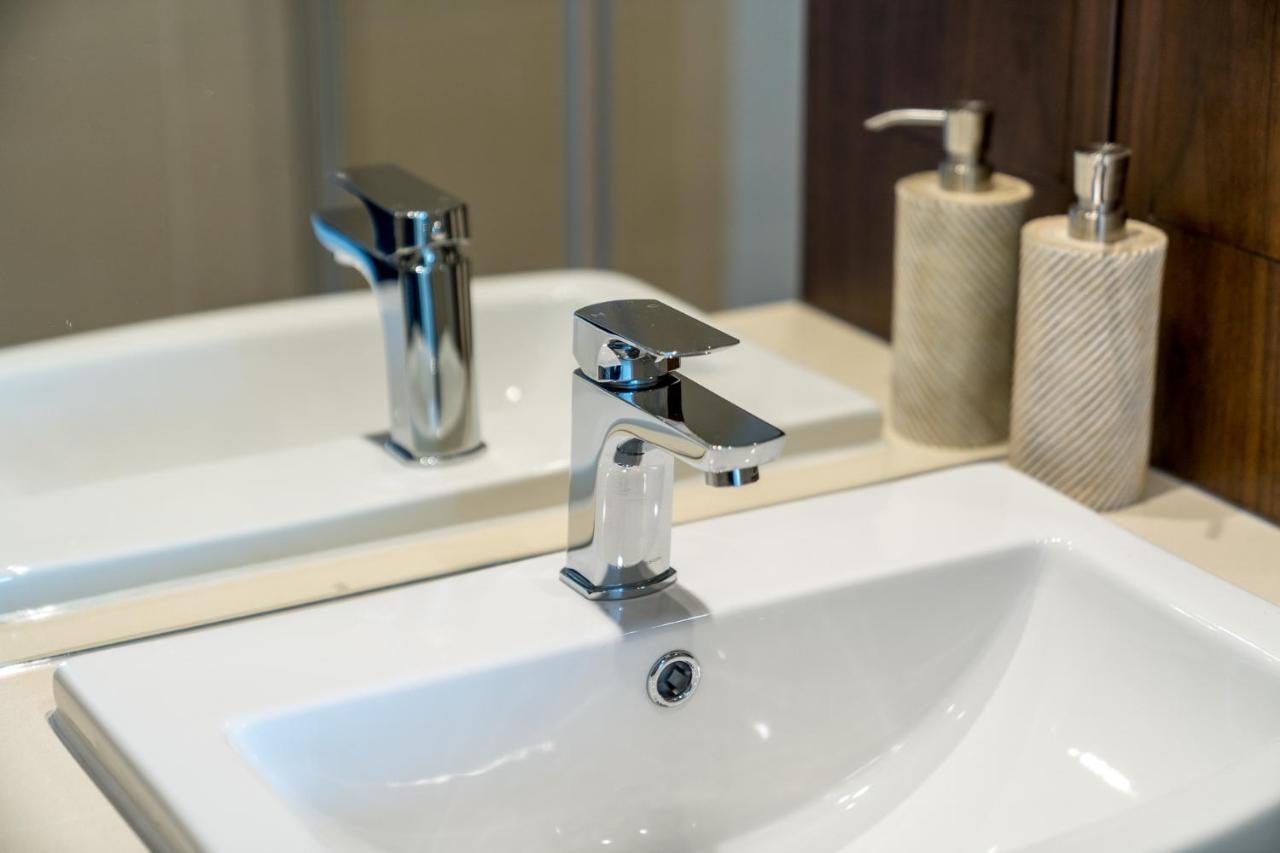 Luxurious Spacious 2Bed Suites Skyline River Views By Canary Wharf Londra Esterno foto